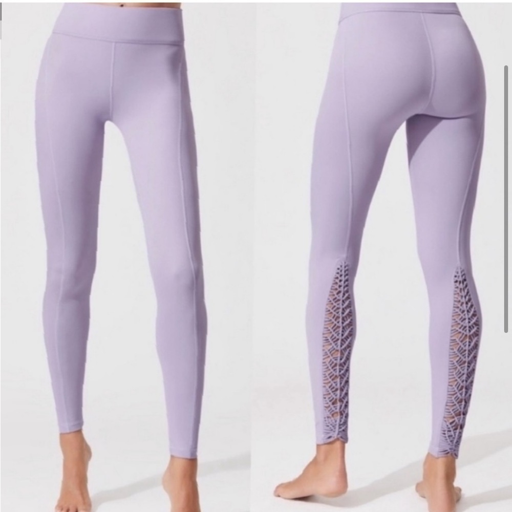 Carbon38 Lavender Leggings